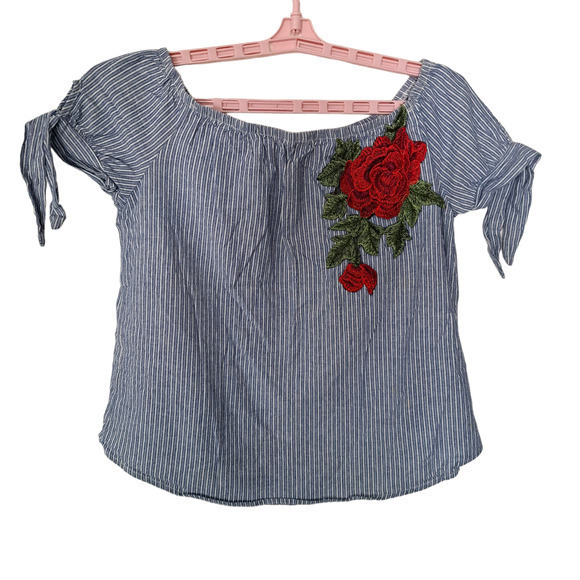 Papaya Short Sleeve Rose Patch Off the Shoulder Blouse Blue Striped size s - Picture 1 of 5